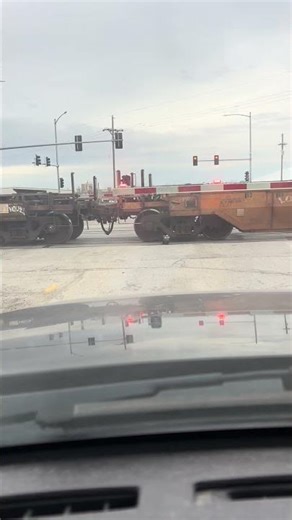 Union Pathetic sh-theel taking his sweet time moving his train