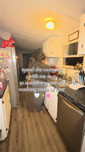 Spend the morning with me! #dayinmylife #morningvlog #ditl #grwmroutine #morningroutine Morning routine trend Morning routine ideas Daily routines Morning daily routine Realistic mom vlog My morning routine Day in my life vlogs