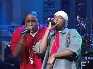 SNL: Mary-Kate & Ashley Olsen with J-Kwon Performance
