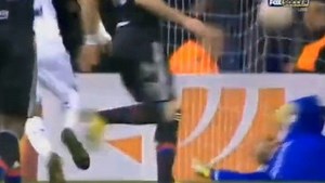 JOE.ie - Video: Gareth Bale with a ridiculous free kick