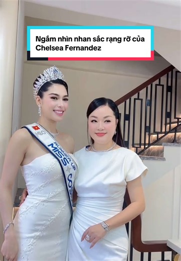 Chelsea Fernandez: Nhan sắc rạng rỡ tại Miss Cosmo 2025
