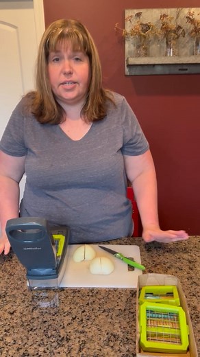 Watch Mueller 4-Blade Onion Chopper, Vegetable Chopper, Grape Cutter, Egg and Cheese Slicer with Container on Amazon Live