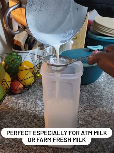 Day 96 of #100DaysOfTupperware2025 The Slimline Pitcher is one of those quiet essentials you end up using every day. Perfect for storing milk, especially if you buy from an ATM or farm, the airtight seal helps keep it fresh for longer and prevents fridge smells from getting in. It fits neatly on the fridge door and pours easily with no mess. It also works beautifully for yogurt, smoothies, fresh juice, mala, and even water or iced tea. Simple, practical, and made for everyday use. Set of 2 - Ksh