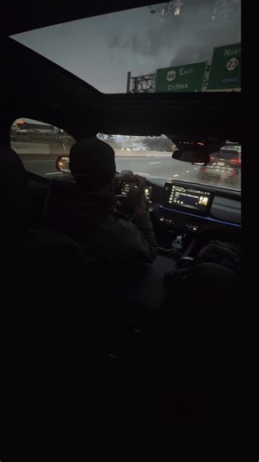 Discover Old School R&B Vibes That Move Your Soul