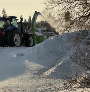 City of Humboldt, Saskatchewan clearing roadside grader ridges with a Schulte SDX-117 Snowblower and FM-350 Front Mount Frame. https://www.schulte.ca/product/rdx-117-snow-blower/ | Schulte Industries