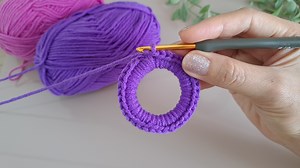 395K views · 11K reactions | Super easy DIY crochet scrunchies. | Crochet & Crafts Therapy | Facebook