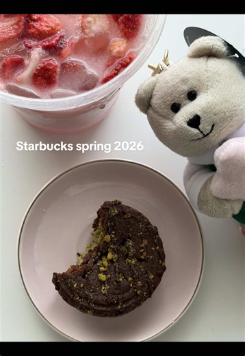 Discover the USA Sakura Starbucks Collection 2026