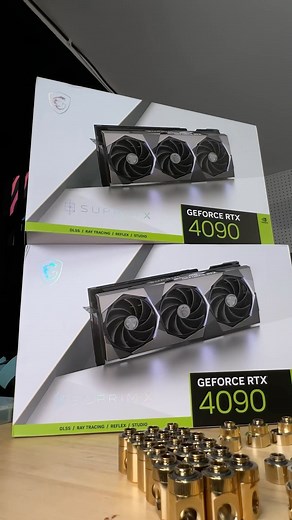 Overkill Gaming on Instagram: "The CRAZIEST dual GPU Gaming PC you’ve ever seen 😳 #gamingpc #pcbuild #pcsetup #gamer #gaming"