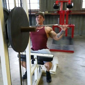CSF Bodybuilding Client Colton @colton_barrera in the Underground with Matt @texasmwithers putting him through a gruelling swift and blinding violence style back workout. Been working with Colton for a month now and he is up 5lbs and almost a whole percent leaner after pretty much doubling his food intake. Colton will be on stage at the GBO Global Championships right here in Beaumont TX on August 4th. . . #centerstagefitness #centerstageunderground #centerstagebuilt #globalbodybuildingorganizati