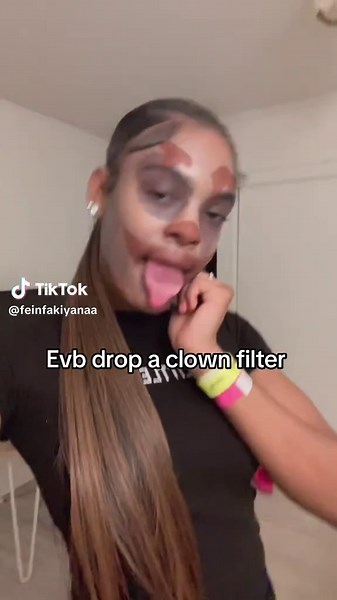 Clown Face Filter Challenge: How to Use Fun Effects