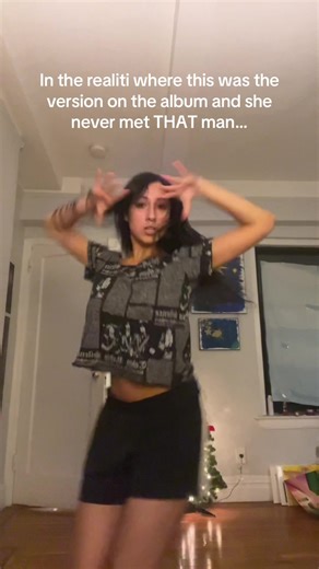 I love the demo so much! When grimes was eating buttered noodles #grimes #realiti #grimestok