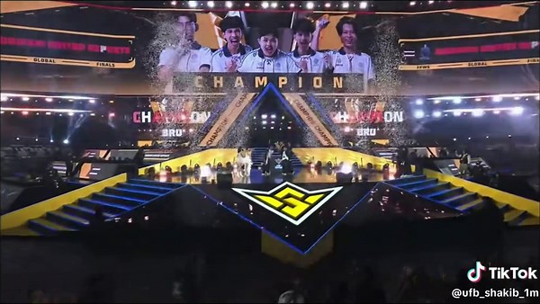 New wolrd champion 😍#trend #foryou #freefire #freefire_lover #ufbshakib