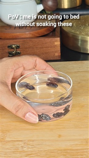 Good Food Series 💚|soaking these💚#reelsfeelit#viral #shorts #helthbenefits #explorepage #instagood