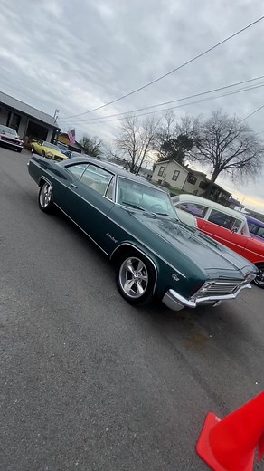 1966 Chevrolet Impala Super Sport $31,900 Maplemotors.com #2070 #classic #american #musclecars #cars #forsale #1966 #chevrolet #impala #ss #supersport #rides | Maple Motors