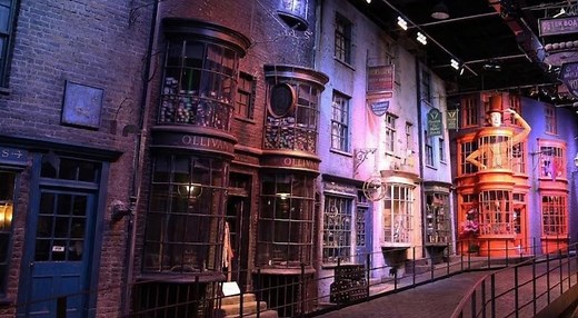 Spellbinding Places In London That Harry Potter Fans Need To Visit
