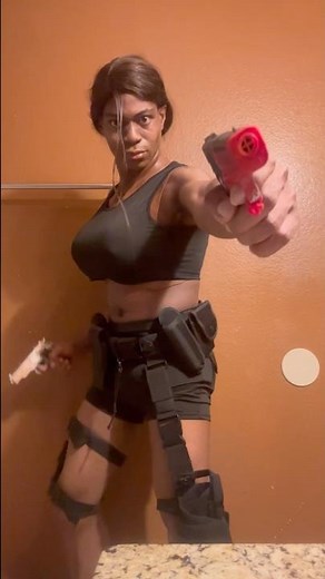 🎶It’s time to go beast mode🎶 (Lara Croft Cosplay)