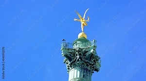 Famous column at Bastille Square in the city of Paris - stock photography Stock Video