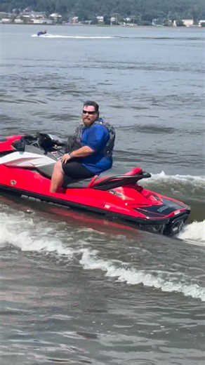17 shares · 6 comments | #lakelife #funtimes #fypシ゚viralシ #fypシ #1SON #BOBBY #Alabama #lakeguntersville #highlights #highlightseveryone #bestvacationever #vacationgoals #vacationmode | Mary Spence Sharp | Facebook