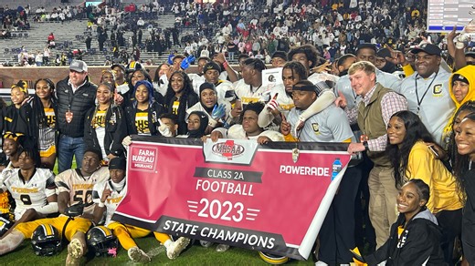 MHSAA football championships: Charleston staves off late Heidelberg comeback for 2A title