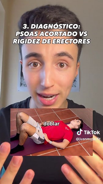 Si tu mano pasa bajo tu espalda, tienes hiperlordosis. Hacer estiramientos a lo loco no solucionará tu dolor. Te tumbas boca arriba y sientes la columna flotando. Te despiertas cada mañana con dolor lumbar constante. Llevas meses estirando el músculo equivocado sin saberlo. Tu columna arqueada se debe a dos fallos opuestos. O el psoas está acortado traccionando hacia delante. O tus erectores espinales están totalmente congelados atrás. Aplica este test y las soluciones basadas en ciencia: 1. Tes