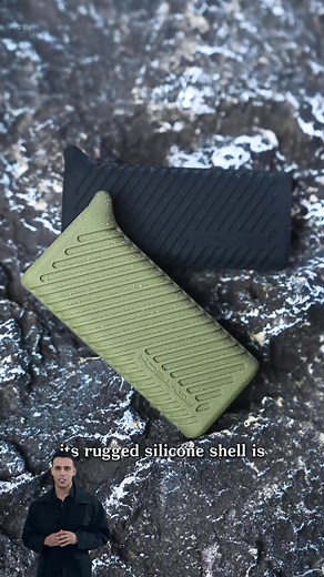 This isn’t just an SD card reader, it’s also a storage case for your memory cards! This is the Pgytech Createmate Card Reader Case It can hold 4 SD cards, 4 TF cards, 2 Nano SIMs, and 1 ejector pin. Built with IP54 protection, it resists drops, splashes, and dust keeping your precious storage safe and secure wherever you go. | PGYTECH Global