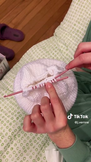 Knitting and Crochet: Using Up Bernat Baby Yarn for Projects