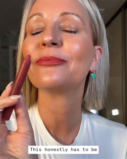 Lip tricks: Velvety Matte Lip Crayon to define and Wondergloss Collagen Lip Oil for the perfect plumping shine. Created in a world-leading makeup lab by Beauty Pie, so you can shop direct without the excessive industry markups. | Beauty Pie