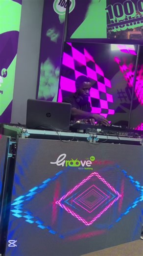 Unforgettable Club Groove Party Mix by DJ Umlazi