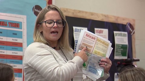 Lumberton Middle School paraprofessional receives December's Golden Apple Award