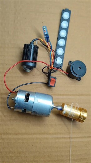 powering two light and rgb light buzzer with 775 dc motor generator #shortvideo #diy #tech