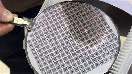 Abbott announces $4.8M semiconductor grant for Avant expansion
