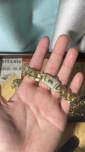 Make your style stand out with this 14MM Gold Cuban Link Set. Thick, bold, and built for shine, the 14K gold plating gives you a premium finish that lasts. Perfect for daily wear, nights out, or adding luxury to any outfit. #CubanLink #LuxuryStyle #14KPlated#TikTokShopBlackFriday#christmas