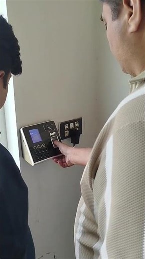 installation of the 𝐀𝐌𝐓 𝐀𝐌𝐅 𝟕𝟎𝟎 Face Recognition Attendance & Access Control System zt client site.
