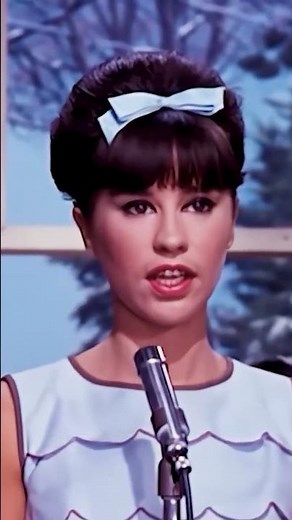 RIP ASTRUD GILBERTO | "The Girl From Ipanema" #bossanova #stangetz