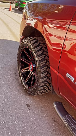 ❤️22G AUTO SALES❤️ on Instagram: "22” wheels installed on this Ram 1500 No level or lift kit required No trimming required No rubbing anywhere Perfect Size for it 🔥"