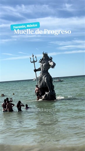 ¿Conoces el muelle de progreso? Muy cerca de #Mérida este pueblo costero te espera con sus playas, restaurantes y atracciones que no te puedes perder. #progresoyucatán #yucatan #conocemexico #visitamexico