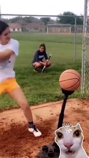 Top 4 FUNNIEST Sports Fails😂....#shorts #fails