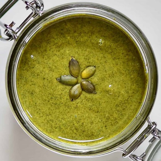 Simple Homemade Pumpkin Seed Butter