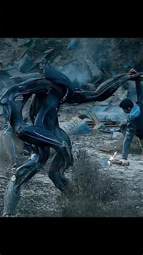 🤖🔥 Alien Mechs Face Rioters – Molotovs, Signal Flares & Futile Resistance 🚨💥