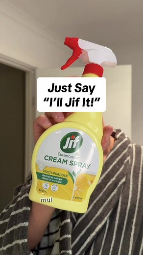 No matter the stain, just “Jif It!” with the cleaning power of the iconic Jif Cream now available in a convenient multi-purpose Spray format. Jif cream foam spray formula tackles tough stains effectively. Add a bottle of the Jif Cream Foam Spray to your next Coles & Woolies shopping trip and say “I’ll Jif It” to your next mess! #ad #JifIt #JifAustralia #cleaning #cleaningtips