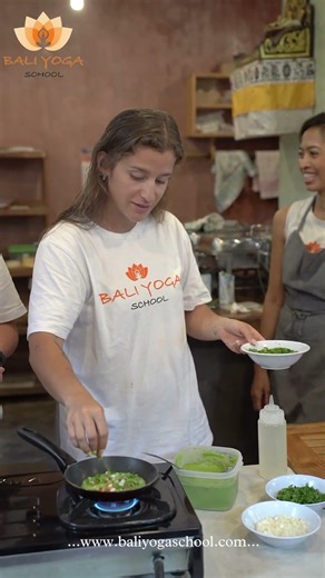 Vegan Cooking Class in Bali Yoga Teacher Training | Bali Yoga School
