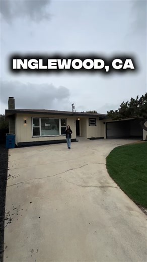 NEW LISTING IN Inglewood 📍Comment “555” for more info‼️ #hometour #realestate #homedecor LA: Adam Loria Circle Real Estate DRE: 02034381 | Real estate