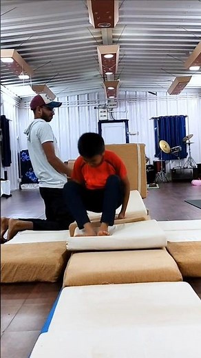 🔥 "How to Do a FRONT FLIP for Beginners 💯 (Step by Step)" 🔥#FrontFlip#shorts #calisthenics #yoga