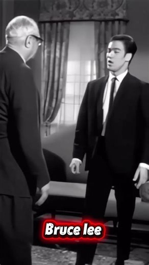 Bruce lee interview and motion in 1965 with journalist. #youtubeshorts #interview #fighting