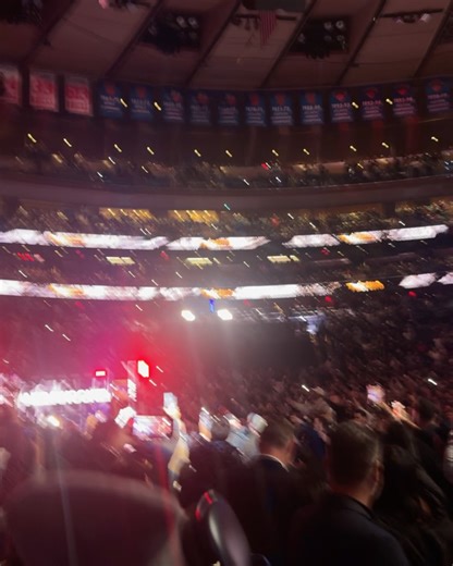 Tiana Musarra on Instagram: "oh new york 🗽❤️"