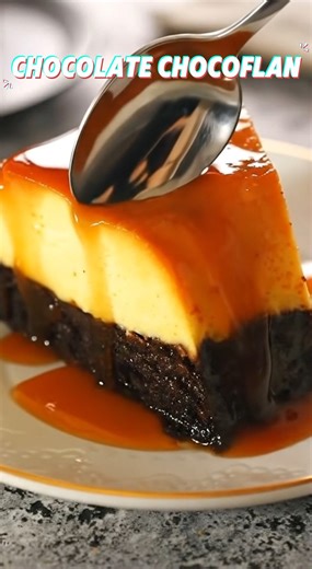 Chocolate Chocoflan (Impossible Cake) 🍫🍮 This Chocolate Chocoflan is pure dessert magic rich, fudgy chocolate cake on the bottom and silky, creamy flan on top, all crowned with glossy caramel that drips down every slice. It’s the ultimate show-stopping dessert that looks bakery-made but is surprisingly simple to pull off at home. Save this Chocolate Chocoflan recipe for your next holiday, party, or Sunday dinner… and tag a friend who loves chocolate AND flan! 😍 Yield: 12 large servings Ingred