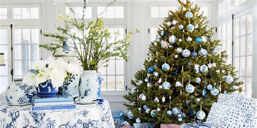 11 Blue and White Christmas Decor Ideas to Try This Season