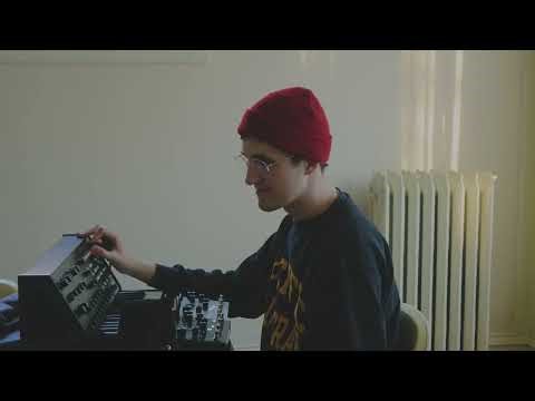 analog synthesizer sounds for the late afternoon.