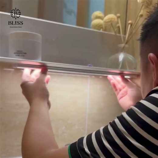 🌟 Light Up Your Nights with This Ultra-Thin Motion Sensor Night Light! 🌟