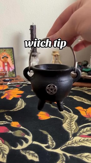 🔮✨ What if the magic has always lived within you… and all you needed was a map to remember? That map exists. And it’s called a Grimoire. This isn’t just a book. It’s a portal, a sacred guide, a key that opens the doorway to a world of ancestral wisdom, natural energy, and personal power. A magical companion for modern witches like you, those who feel the calling to awaken, to heal, and to manifest. 🌙 Inside your digital Grimoire, you’ll find: ✨ Lunar rituals for every phase: to manifest, relea